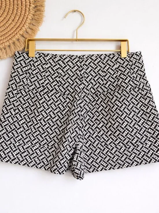 Anthropologie NEW Maeve The Colette Black & White Geometric Shorts SZ 28 6 Mod - Picture 3 of 8